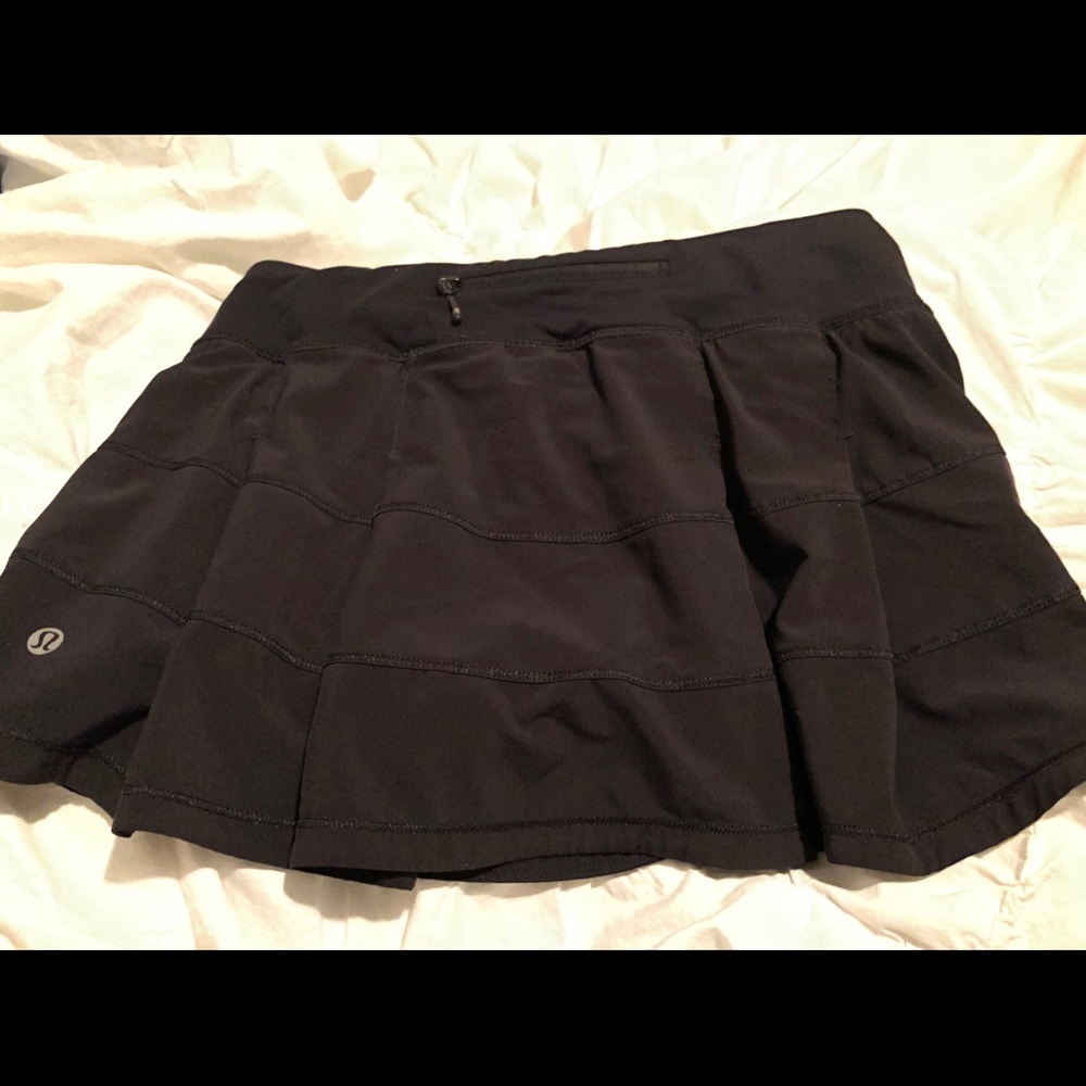 Black Lululemon skirt